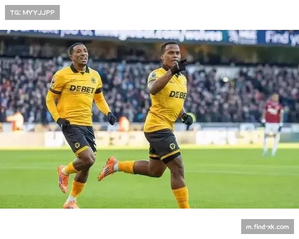 狼队佩雷拉改造球队 三中卫体系助其成功保级